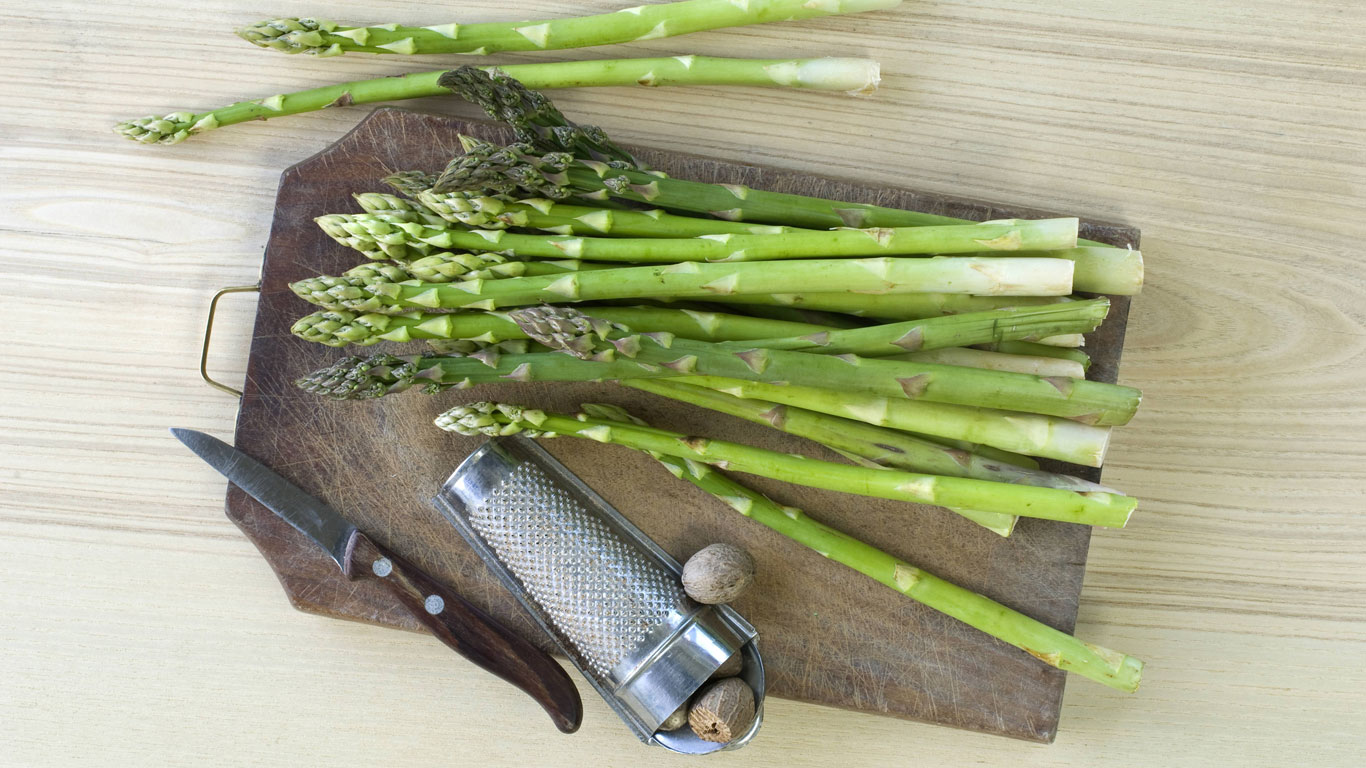 grüner Spargel