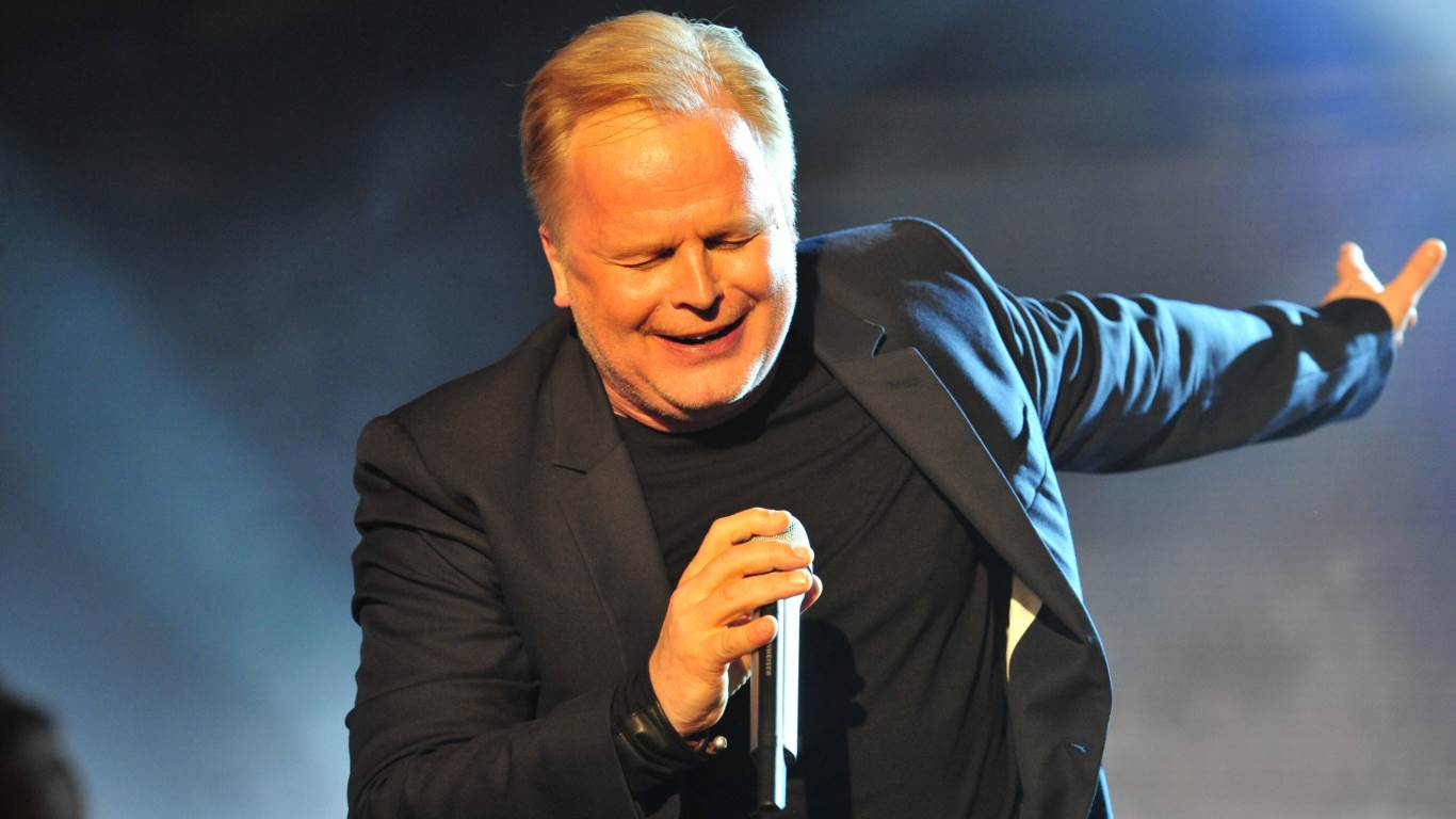 Auch einer der bekanntesten Musiker in Deutschland, Herbert Grönemeyer, hat der Currywurst ein Lied gewidmet.