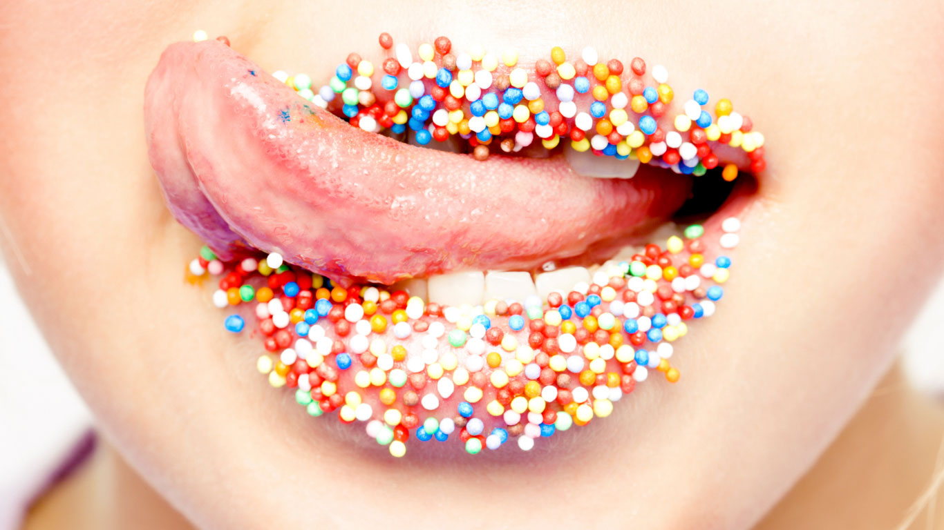 Lippen mit Zuckerkügelchen